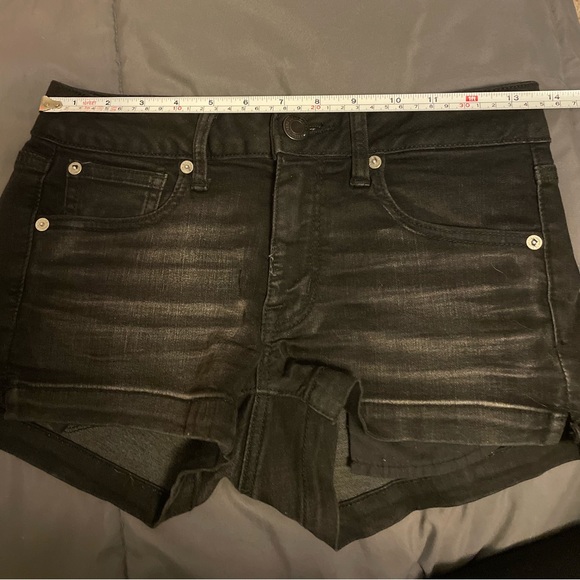 Black American Eagle Super Stretch Shortie Shorts - Picture 7 of 7